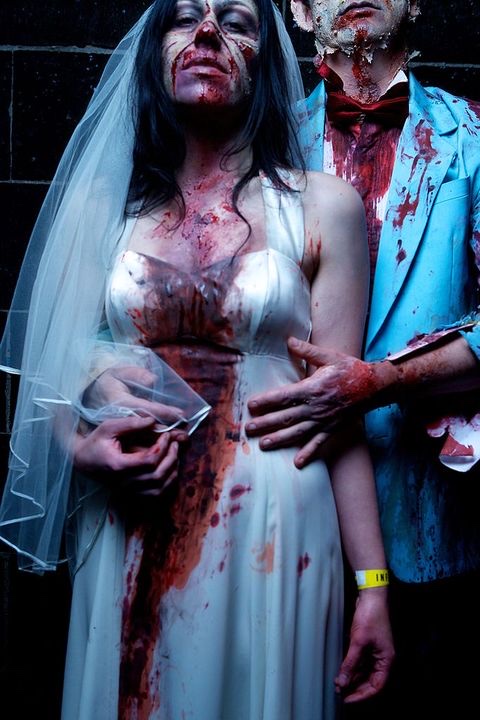 zombie-bride-and-groom-scary-couples-costumes-1652714893